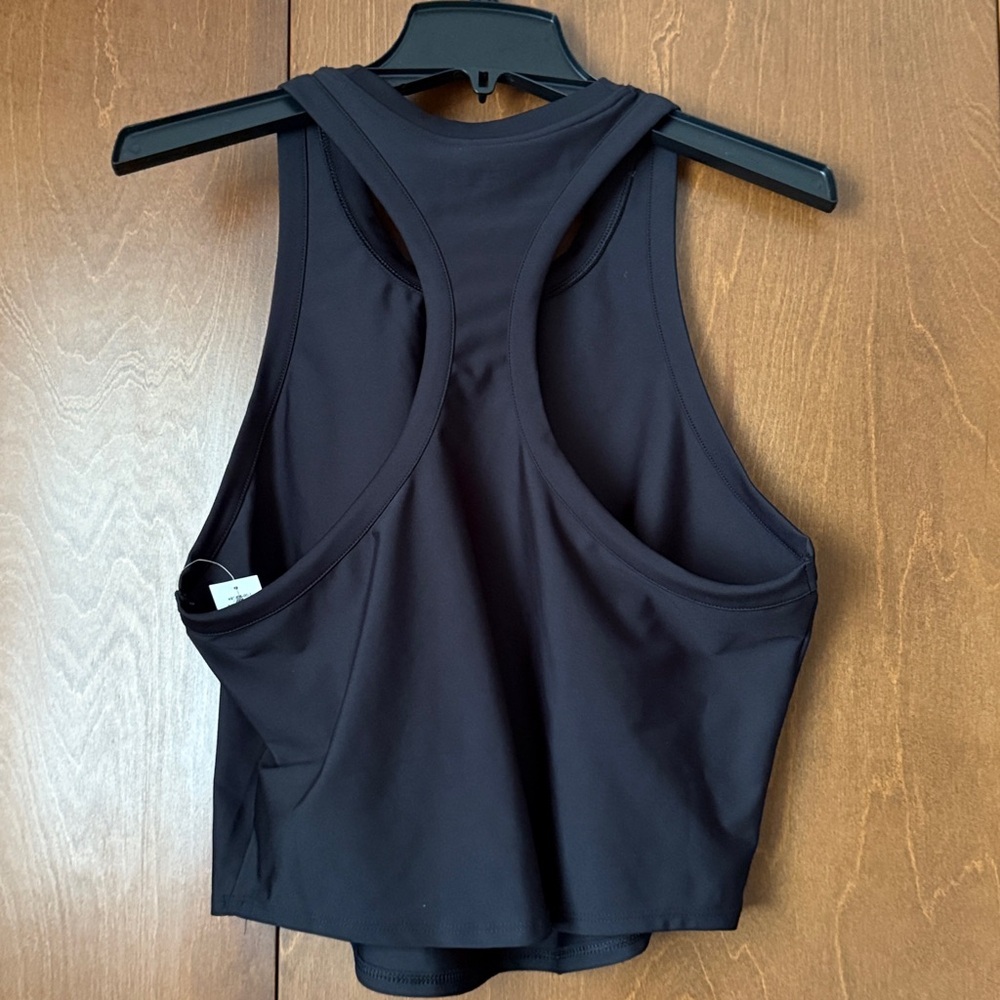Old Navy Powersoft Go Dry Athletic Cropped Black Racerback Tank Top NWT Sz XL - Picture 3 of 3